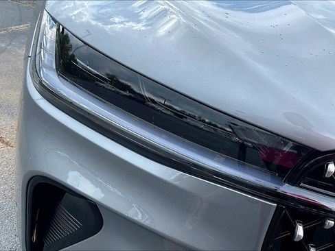 Used 2024 Lincoln Nautilus Reserve image 28