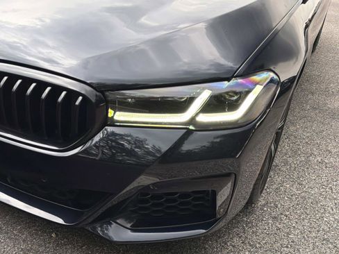 Used 2023 BMW M550i xDrive AWD/4WD image 10