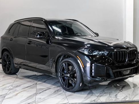Used 2024 BMW X5 M60i w/ Parking Assistance Package AWD/4WD image 8