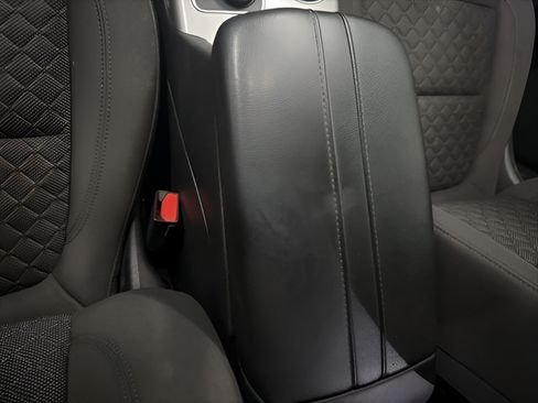 Used 2020 Chevrolet Blazer LT FWD image 16