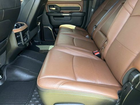 Used 2022 RAM 3500 Limited AWD/4WD image 16