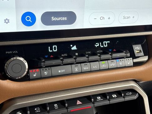 New 2026 Toyota Tundra 1794 Edition AWD/4WD image 38