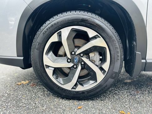 Used 2022 Subaru Forester Touring image 29