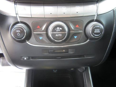 Used 2017 Dodge Journey Crossroad FWD image 24