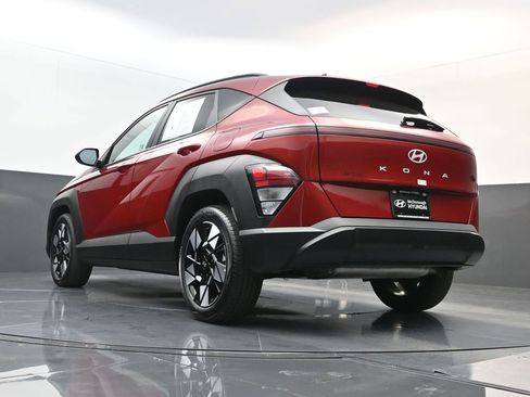 Certified 2025 Hyundai Kona SEL FWD image 25
