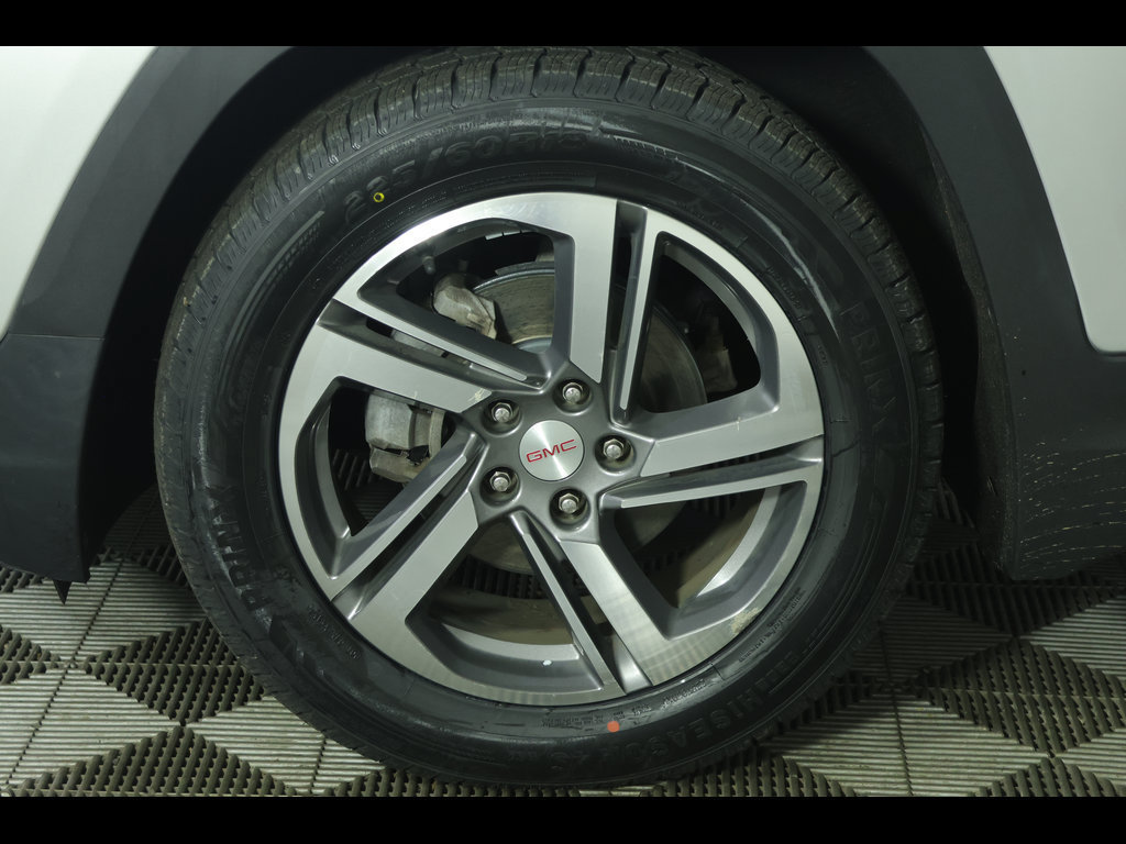 Used 2020 GMC Terrain SLT FWD image 5