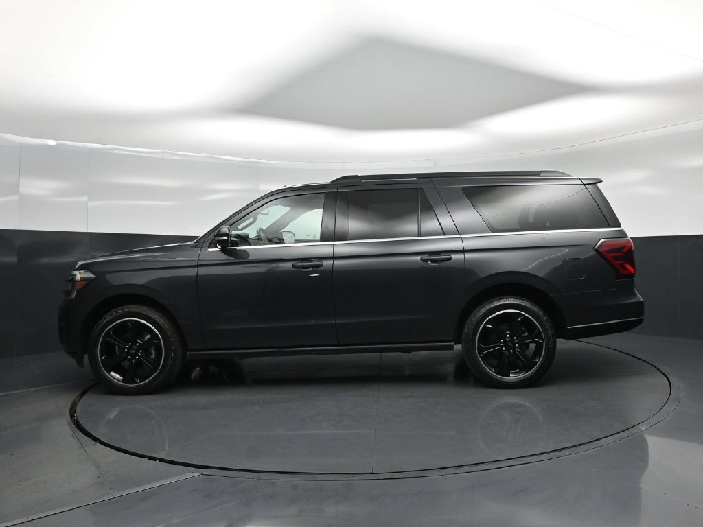 Used 2022 Ford Expedition Max Limited AWD/4WD image 28