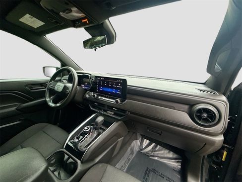 Used 2023 Chevrolet Colorado Trail Boss w/ Technology Package image 28