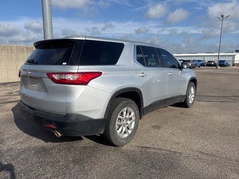 Used 2018 Chevrolet Traverse LS FWD image 7