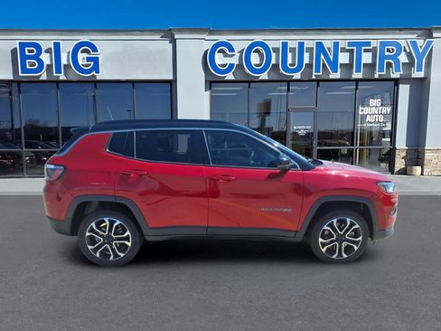 Used 2023 Jeep Compass Limited AWD/4WD image 4