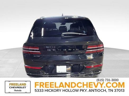 Used 2025 Genesis GV80 3.5T Prestige AWD/4WD image 3