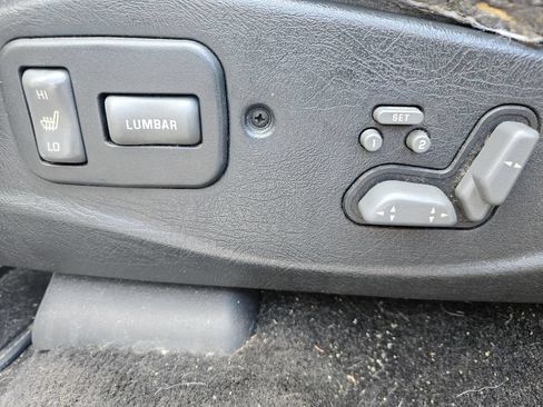 Used 2002 Chevrolet Blazer LS w/ Preferred Equipment Group AWD/4WD image 13