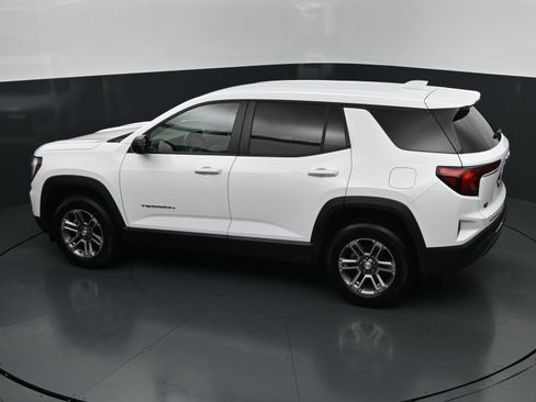 Used 2025 GMC Terrain Elevation AWD/4WD image 29