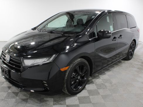 Used 2023 Honda Odyssey Sport image 33