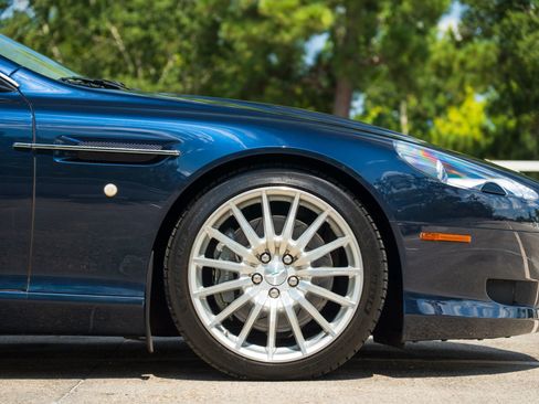 Used 2006 Aston Martin DB9 Volante RWD image 16