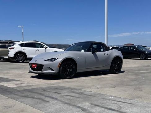 New 2026 MAZDA MX-5 Miata Club RWD image 6