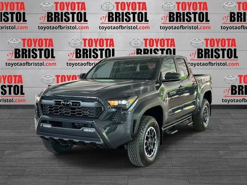 New 2026 Toyota Tacoma 4x4 Double Cab image 9