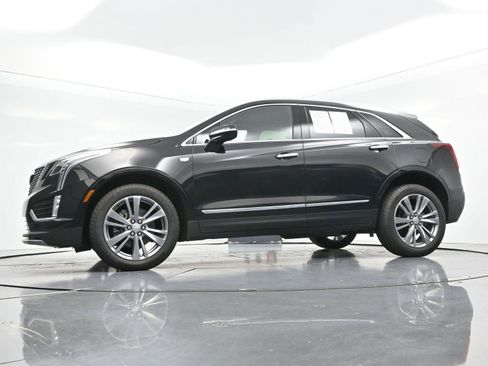 Certified 2025 Cadillac XT5 Premium Luxury FWD image 49