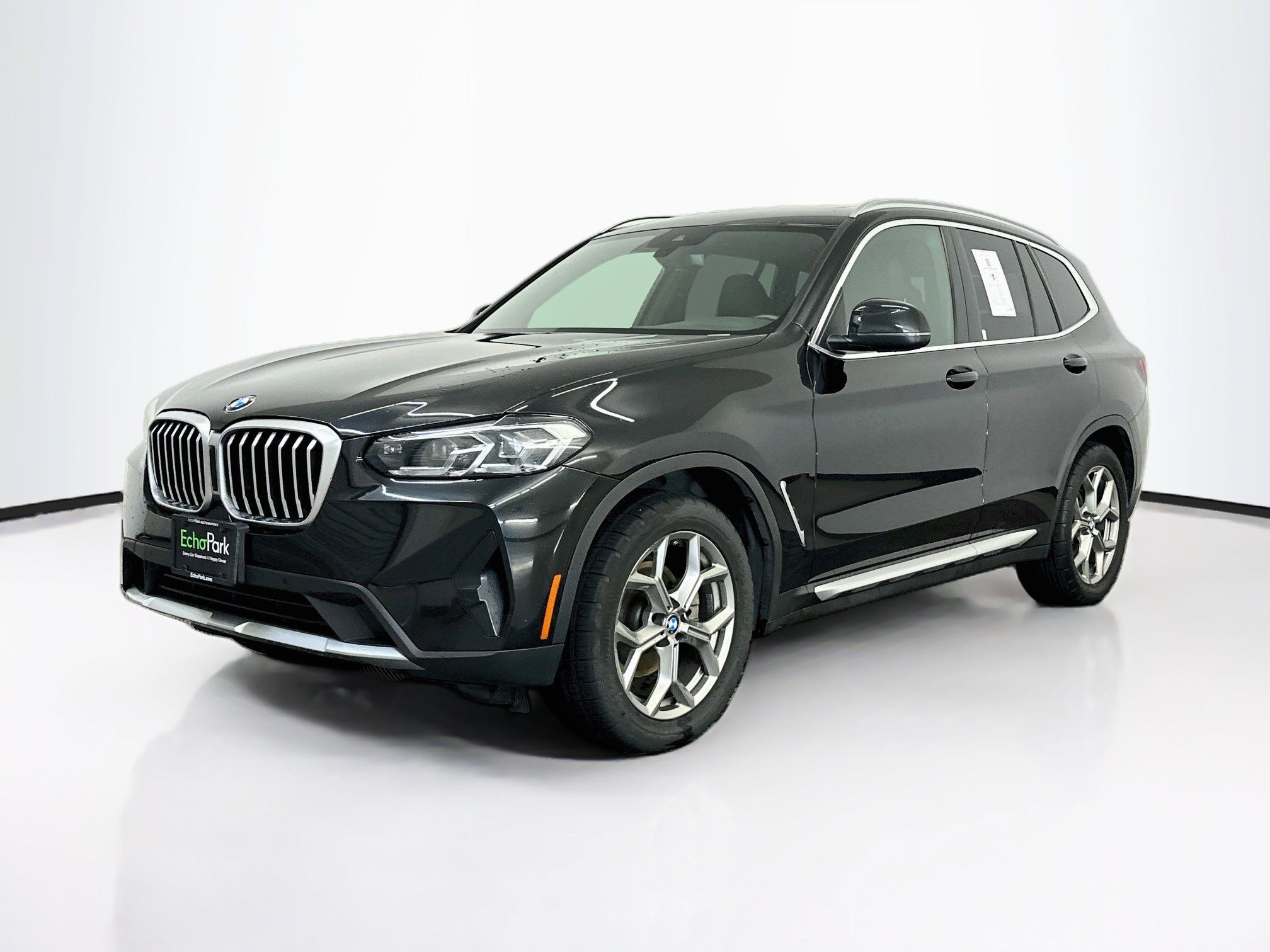 Used 2024 BMW X3 xDrive30i w/ Convenience Package AWD/4WD image 3