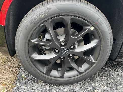 New 2026 Chrysler Pacifica Limited w/ S Appearance Package image 11