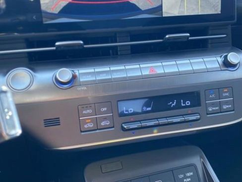 New 2026 Hyundai Kona Limited FWD image 25