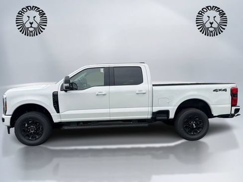 New 2026 Ford F250 Lariat w/ Black Appearance Package AWD/4WD image 10