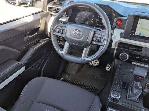 Used 2024 Toyota Tacoma TRD Sport image 15