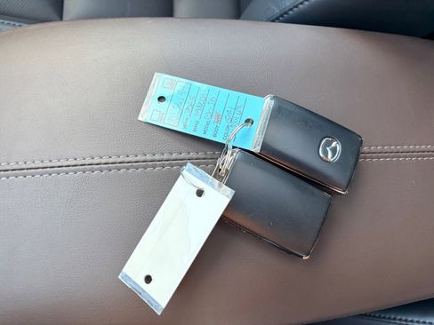 Used 2025 MAZDA CX-30 AWD 2.5 S w/ Premium Package image 34