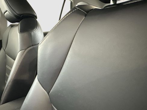 Used 2024 Toyota RAV4 XLE Premium image 33