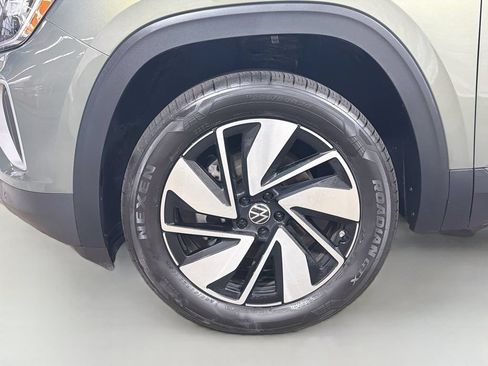Used 2026 Volkswagen Atlas SE AWD/4WD image 32