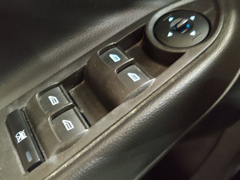 Used 2018 Ford Escape SE image 27