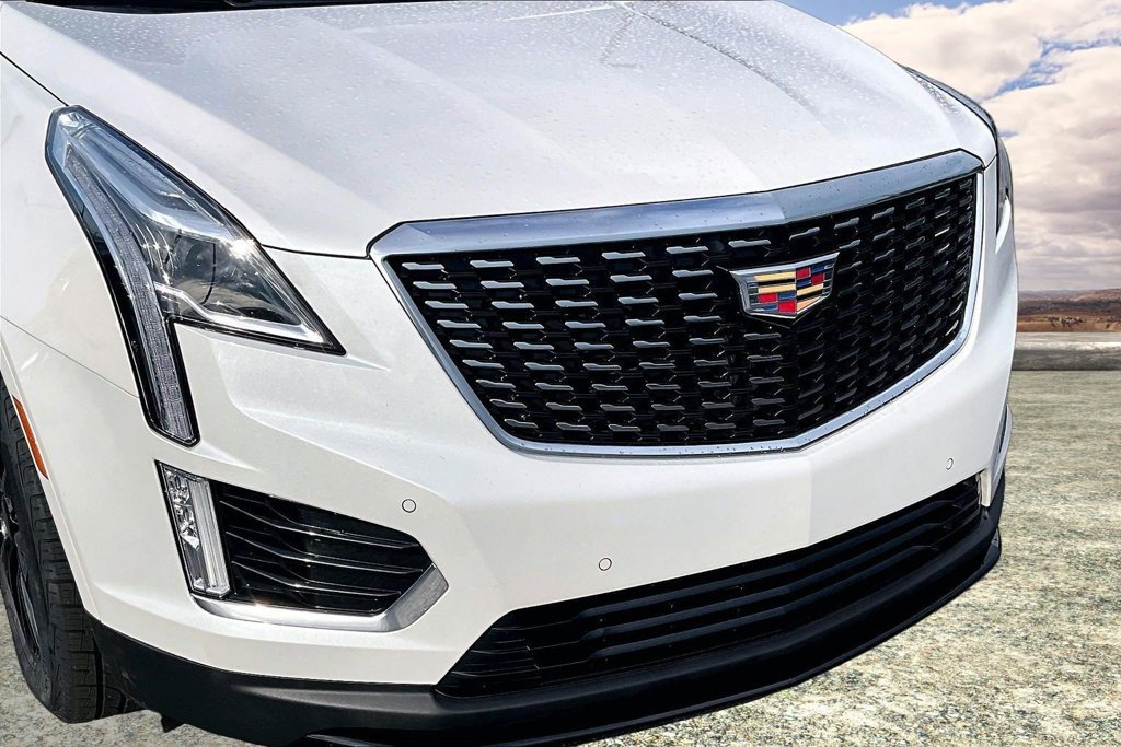 Certified 2024 Cadillac XT5 Luxury w/ LPO, Floor Liner Package AWD/4WD image 33