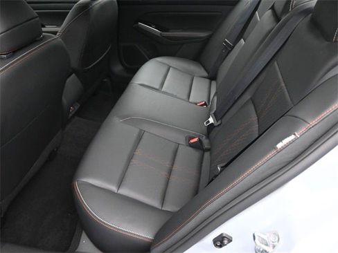 New 2025 Nissan Altima 2.5 SR image 10