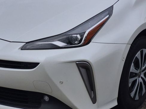 Used 2019 Toyota Prius XLE AWD/4WD image 11