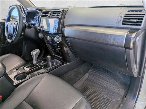 Used 2021 Toyota 4Runner TRD Off-Road Premium w/ Moonroof Package AWD/4WD image 23