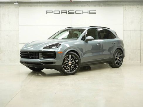 New 2026 Porsche Cayenne AWD/4WD image 1