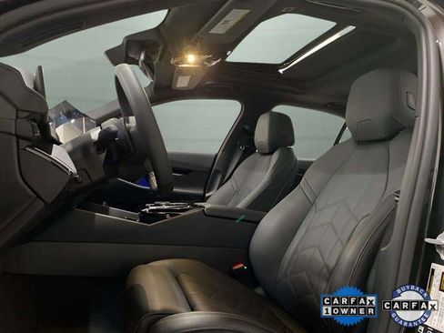 Used 2025 BMW 530i xDrive image 26