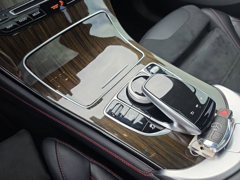 Used 2018 Mercedes-Benz GLC 43 AMG 4MATIC image 10