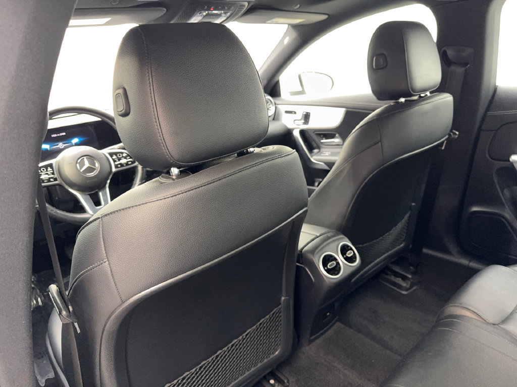 Used 2023 Mercedes-Benz CLA 250 image 34