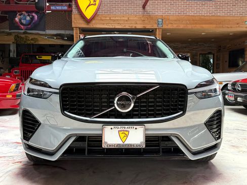 Used 2024 Volvo XC60 T8 Core AWD/4WD image 2