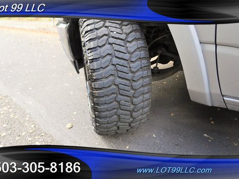 Used 2019 RAM 1500 Laramie AWD/4WD image 4