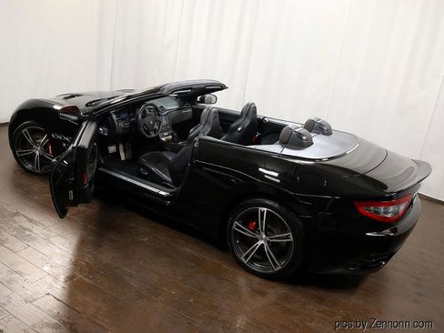 Used 2015 Maserati GranTurismo Sport image 13