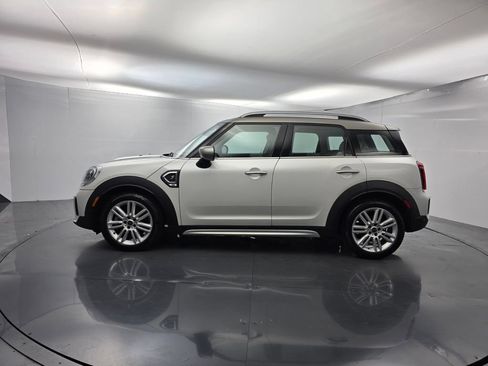 Used 2024 MINI Cooper Countryman S w/ Signature Upholstery Package FWD image 7