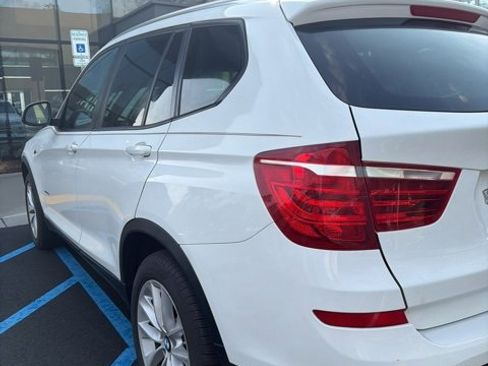 Used 2016 BMW X3 xDrive28i image 3