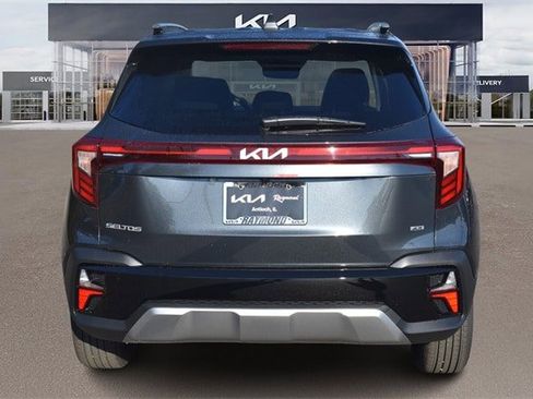 New 2026 Kia Seltos S image 4