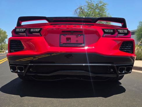 Used 2024 Chevrolet Corvette Stingray Premium Conv w/ Z51 Performance Package RWD image 30