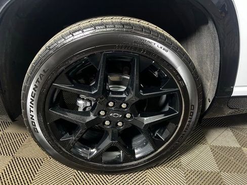 Used 2026 Chevrolet Traverse RS image 25