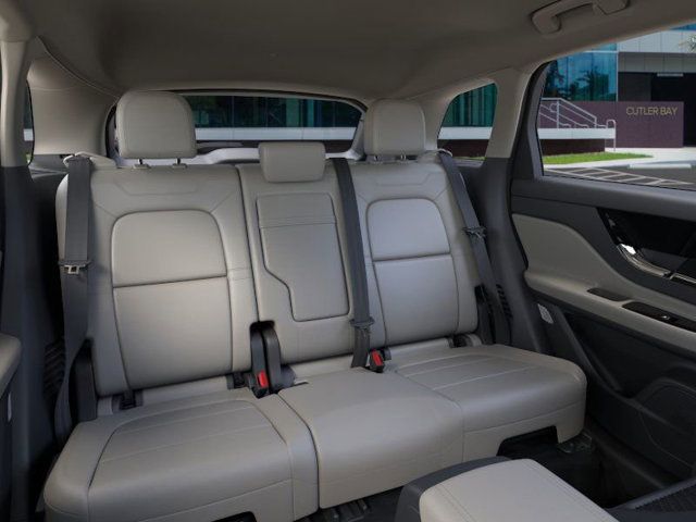New 2026 Lincoln Corsair Premiere FWD image 11
