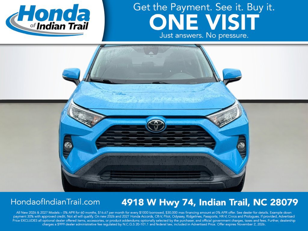 Used 2019 Toyota RAV4 XLE FWD image 2