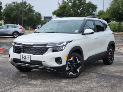 Certified 2025 Kia Seltos EX w/ EX Sunroof Package